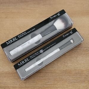 The Creme Shop MRBL Angled Brow Liner & Blush Brush